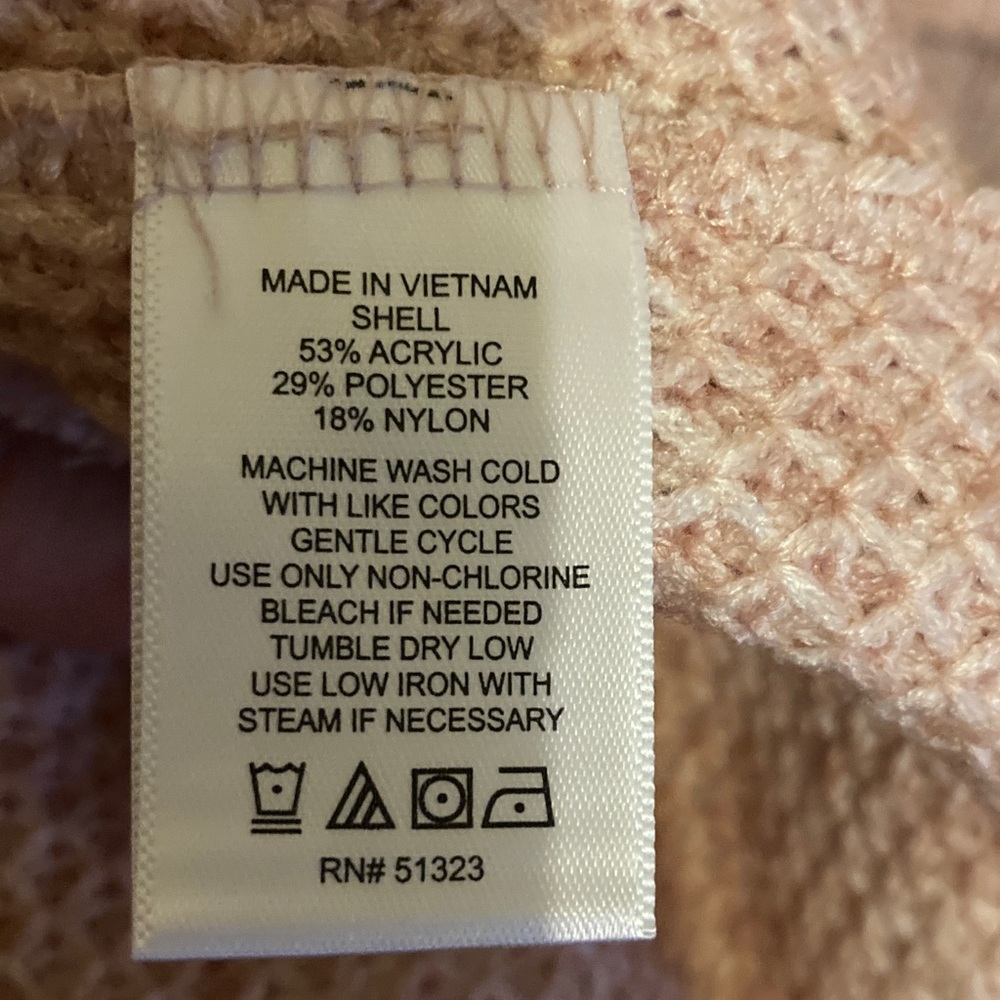CeCe Blush Ruffle Hem Sweater Large - Picture 7 of 7
